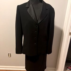 Black Le Suit dinner suit